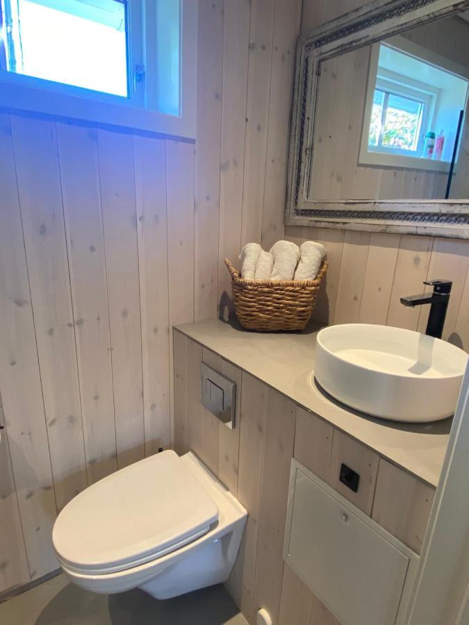 Guesthouse Suite At Ranvik Near City Center- Parking Available Sandefjord Buitenkant foto