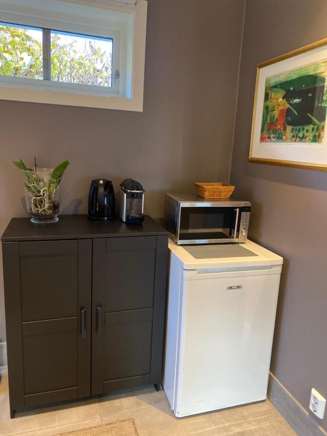 Guesthouse Suite At Ranvik Near City Center- Parking Available Sandefjord Buitenkant foto