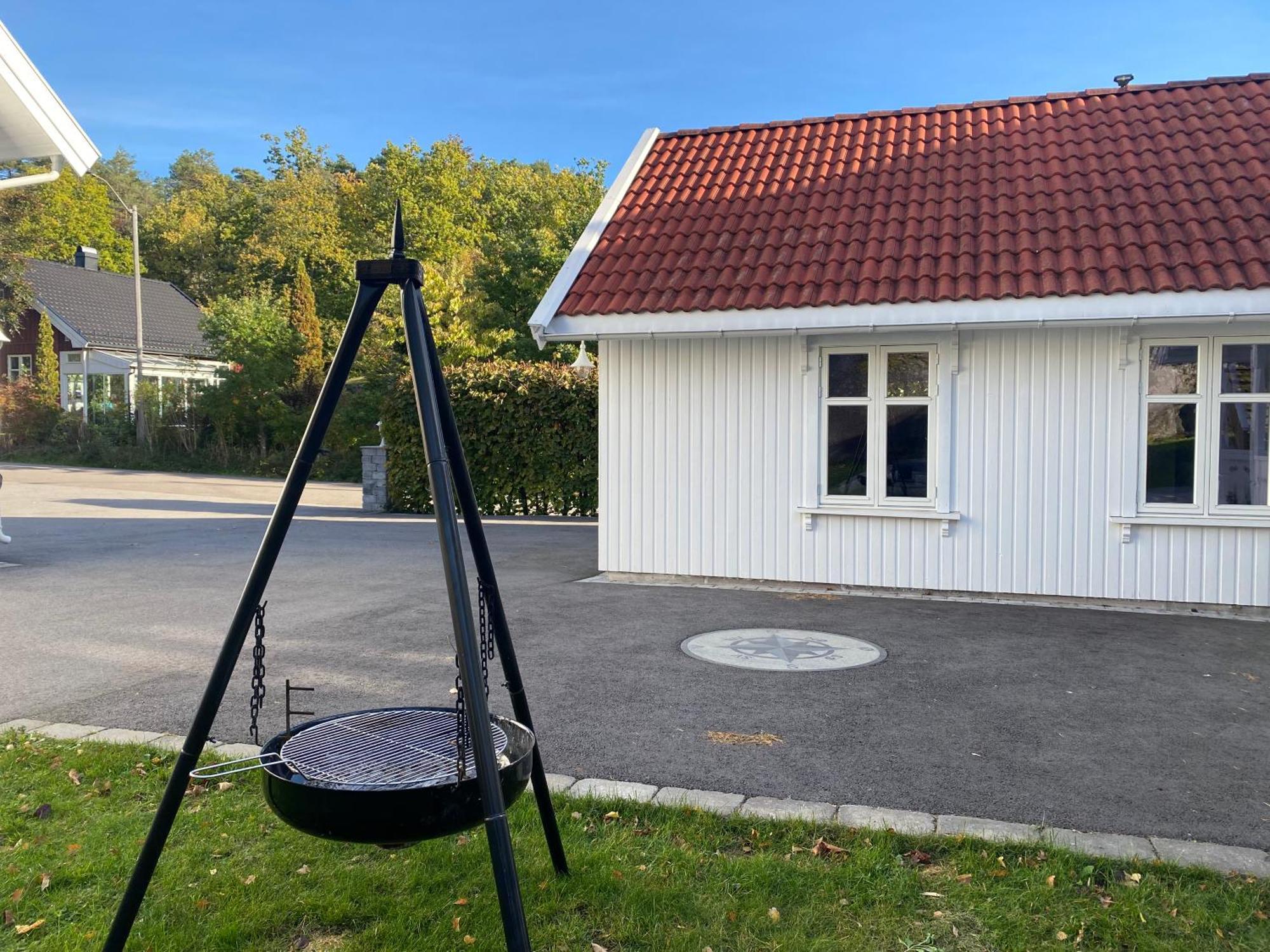 Guesthouse Suite At Ranvik Near City Center- Parking Available Sandefjord Buitenkant foto
